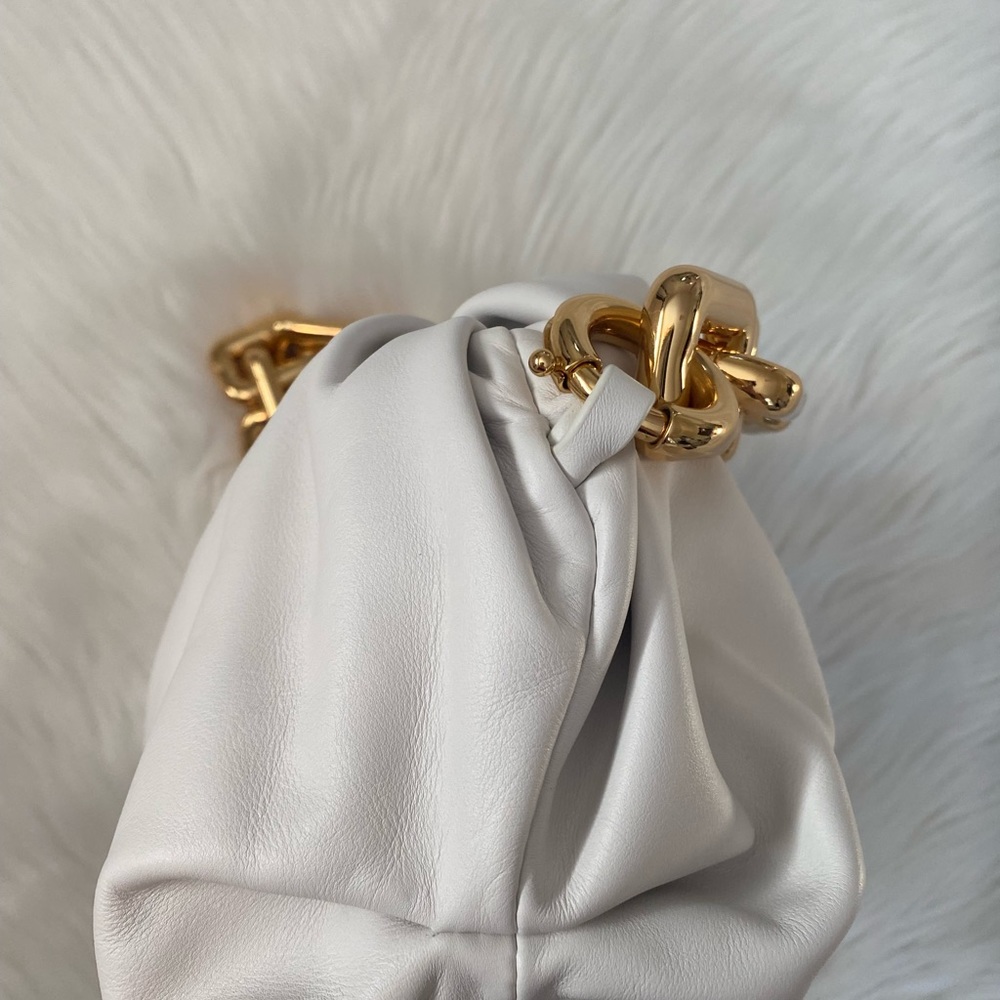 BOTTEGA VENETA Chain Pouch - Picture 9 of 9
